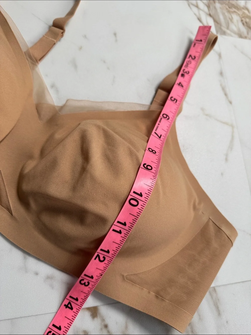 Honeylove Wire Free Cross Over Bra Nude sz L Mesh Trendy Comfy
